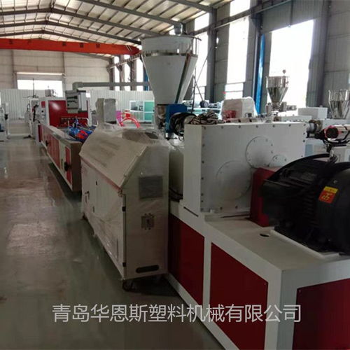 新型竹木纖維墻板生產(chǎn)設(shè)備